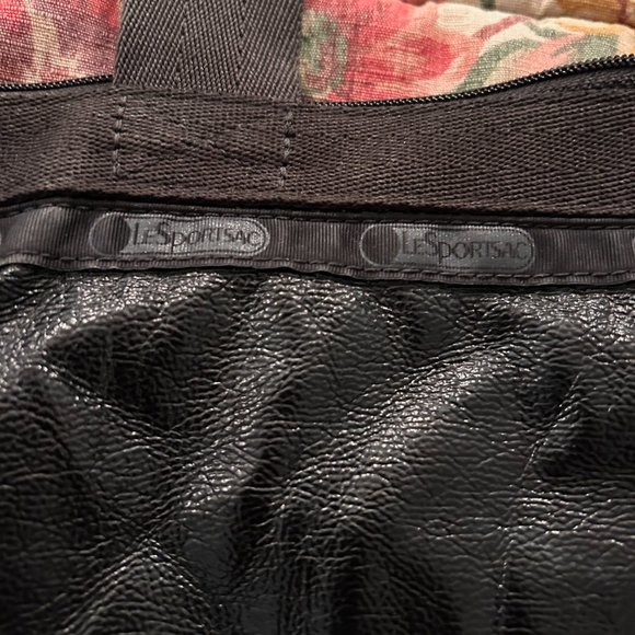 Classic Hailey Tote NWOT Crinkle Patent LeSportsac - Picture 9 of 10